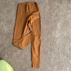 Everlane ReNew Leggings